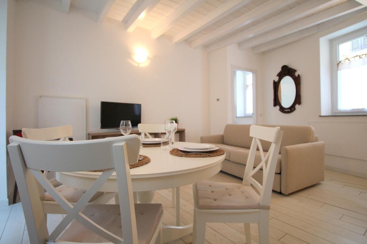 Lakefront Cadorna Apartment - Affitti Brevi Italia Lecco Ngoại thất bức ảnh
